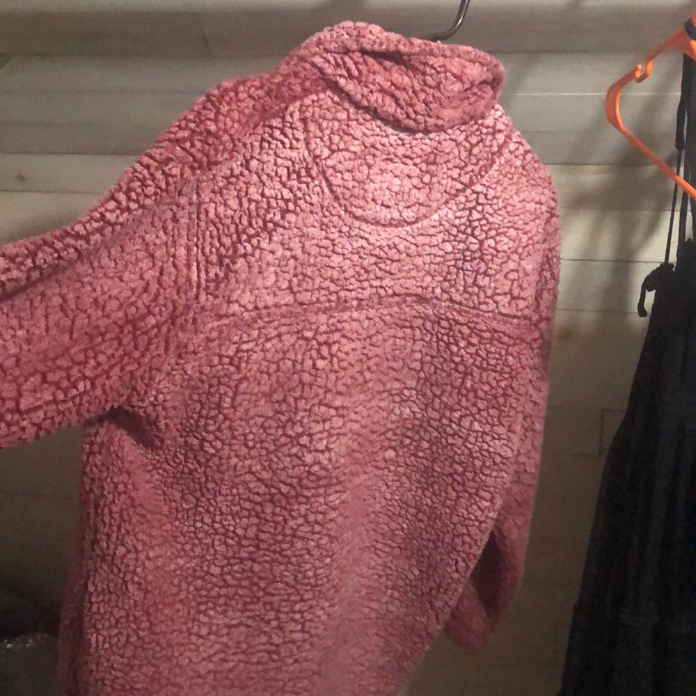 pullover - Picture 2 of 2